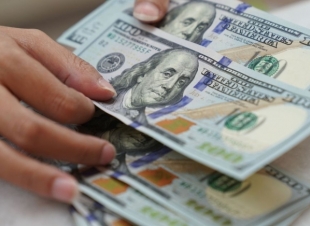 أبرز الرابحين والخاسرين بين الأثرياء في عام 2024