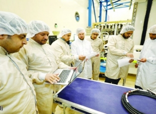 بمناسبة اليوم العالمي للاتصالات-المملكة الأكبر في الشرق الأوسط وبين الدول العشر الأفضل بالعالم -!